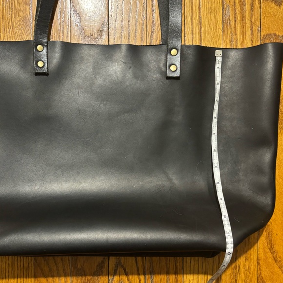 Portland Leather Black Tote Bag - Picture 9 of 10